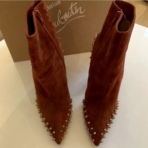Christian Louboutin 😍‼️Velour Spiked Stilettos